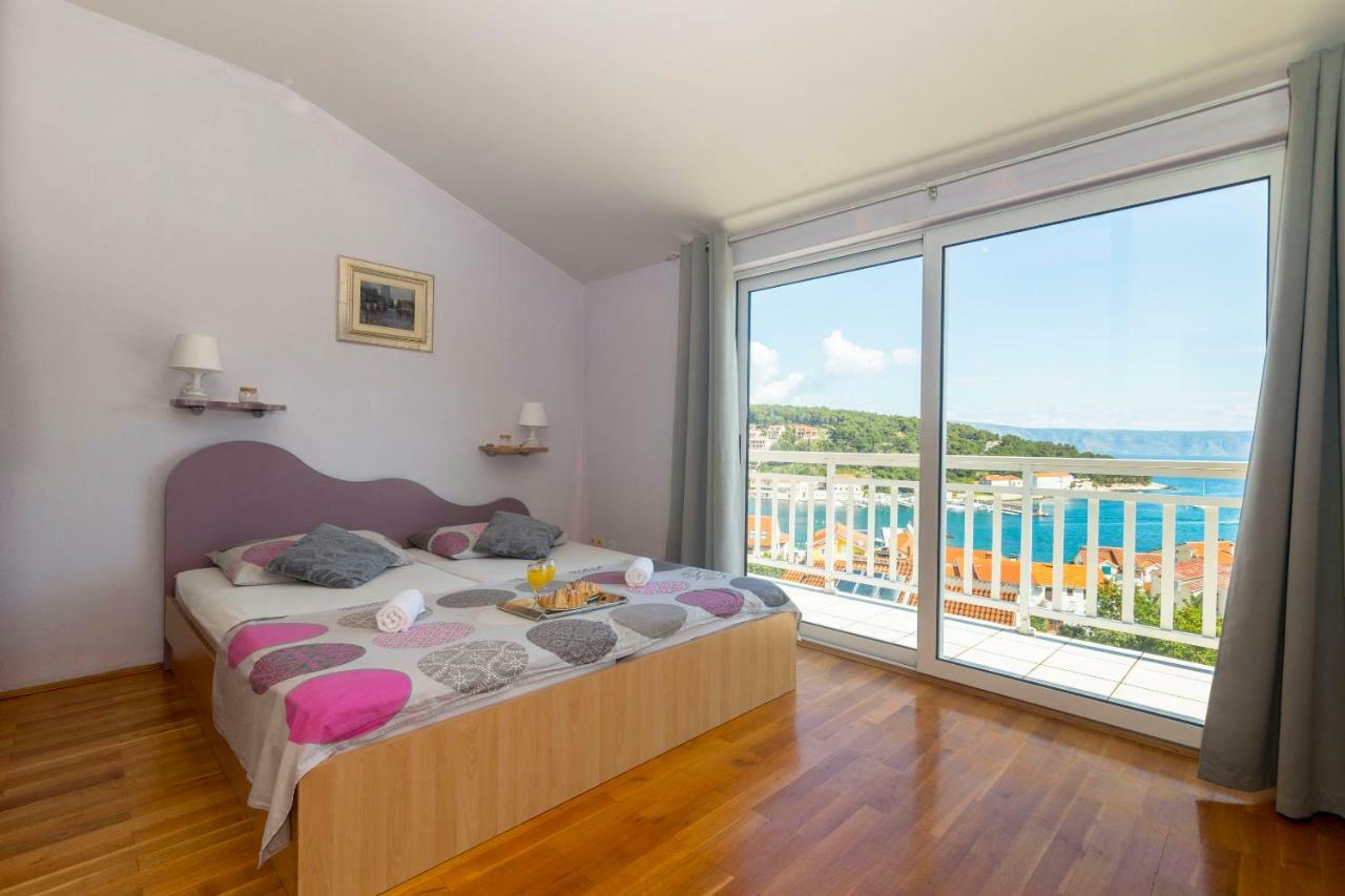 Apartments Palma Jelsa  Eksteriør bilde